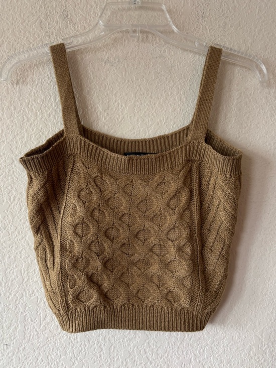 SHEIN Tops - SHEIN Cable Knit Sweater Cropped Tank Top‎ L